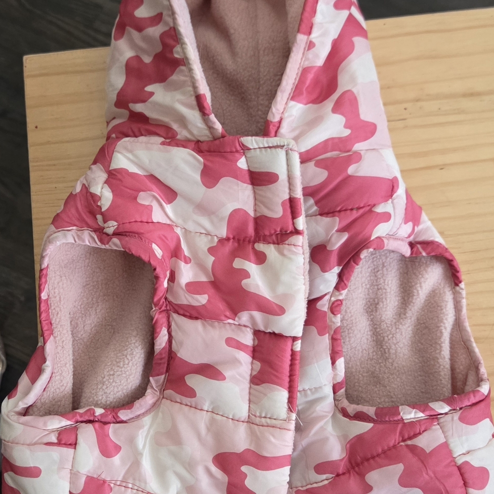 Pink camouflage puffer jacket for dog size M